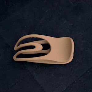 ✨Tan Hair Clip